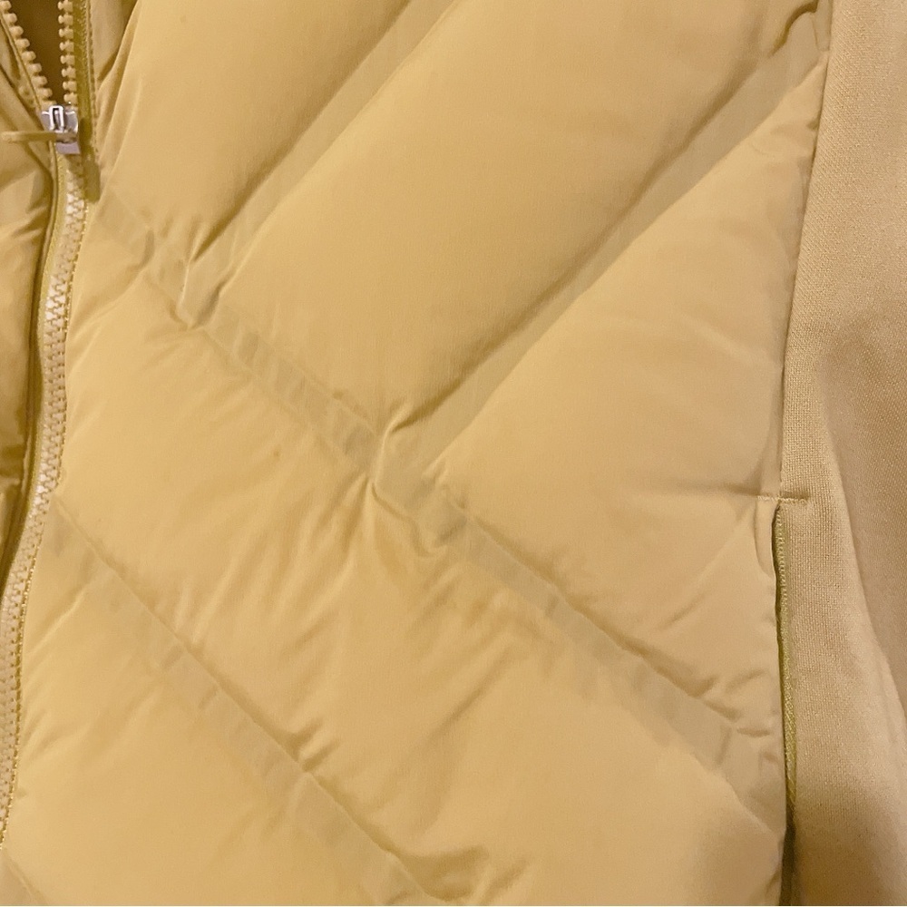 Athleta Inlet Stretchy Vest in Oxidized Yellow Size XXL - Picture 12 of 15